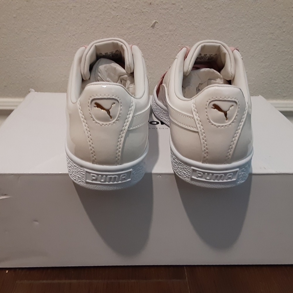 Puma - Picture 4 of 4